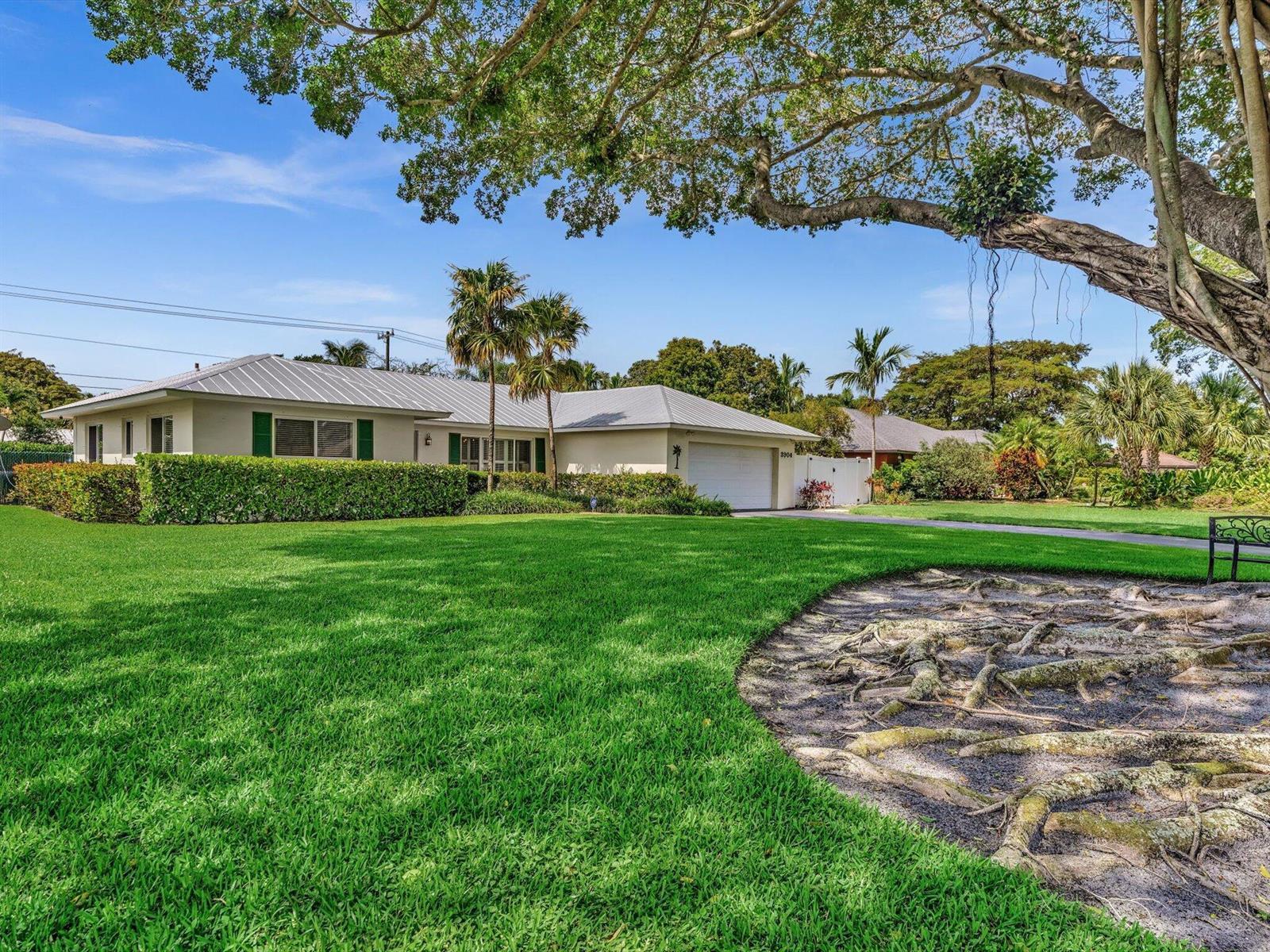 3904 Lowson Boulevard, Delray Beach FL 33445 photo 3