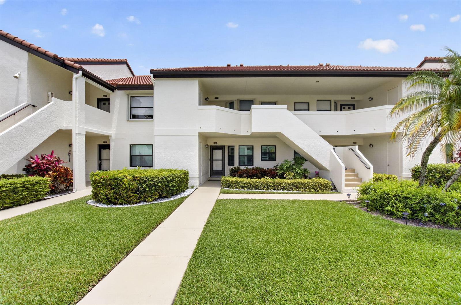 5907 Parkwalk Drive, Boynton Beach FL 33472 photo 2