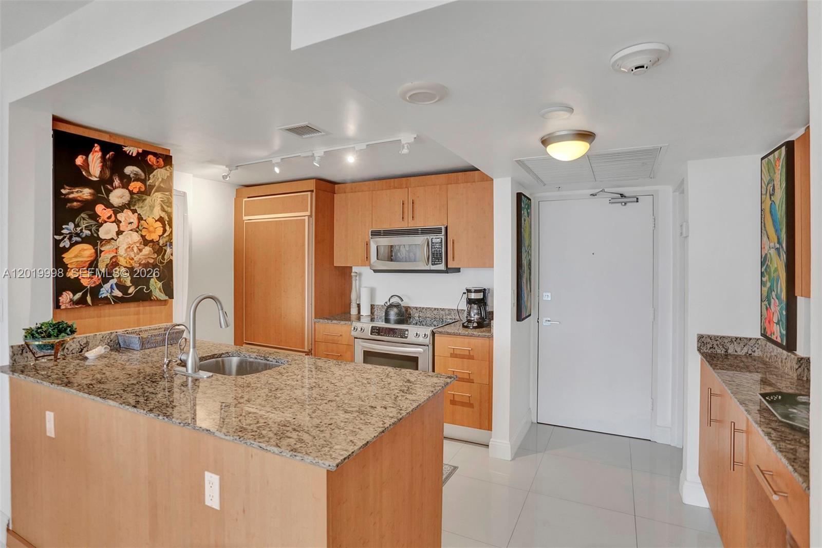 10275 Collins Ave # 829, Bal Harbour FL 33154 photo 3