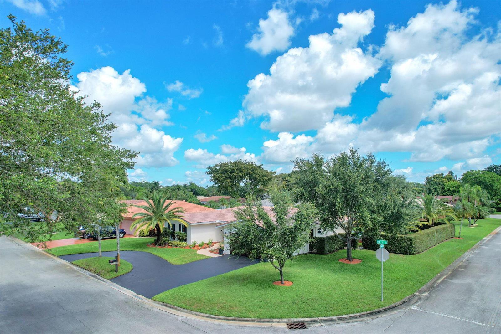 8235 NW 5th Street, Coral Springs FL 33071 photo 3