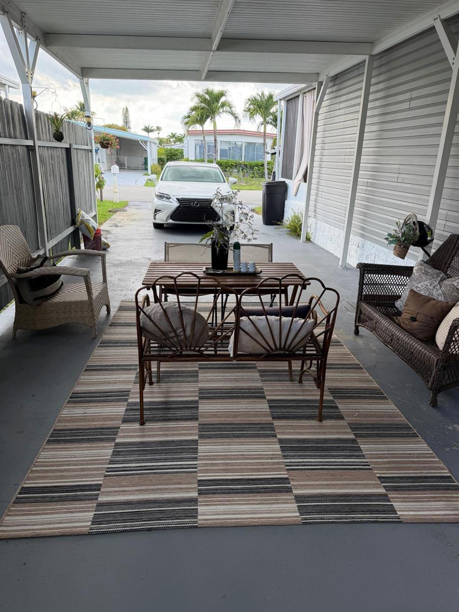 5300 SW 23rd Avenue, Dania Beach FL 33312 photo 2