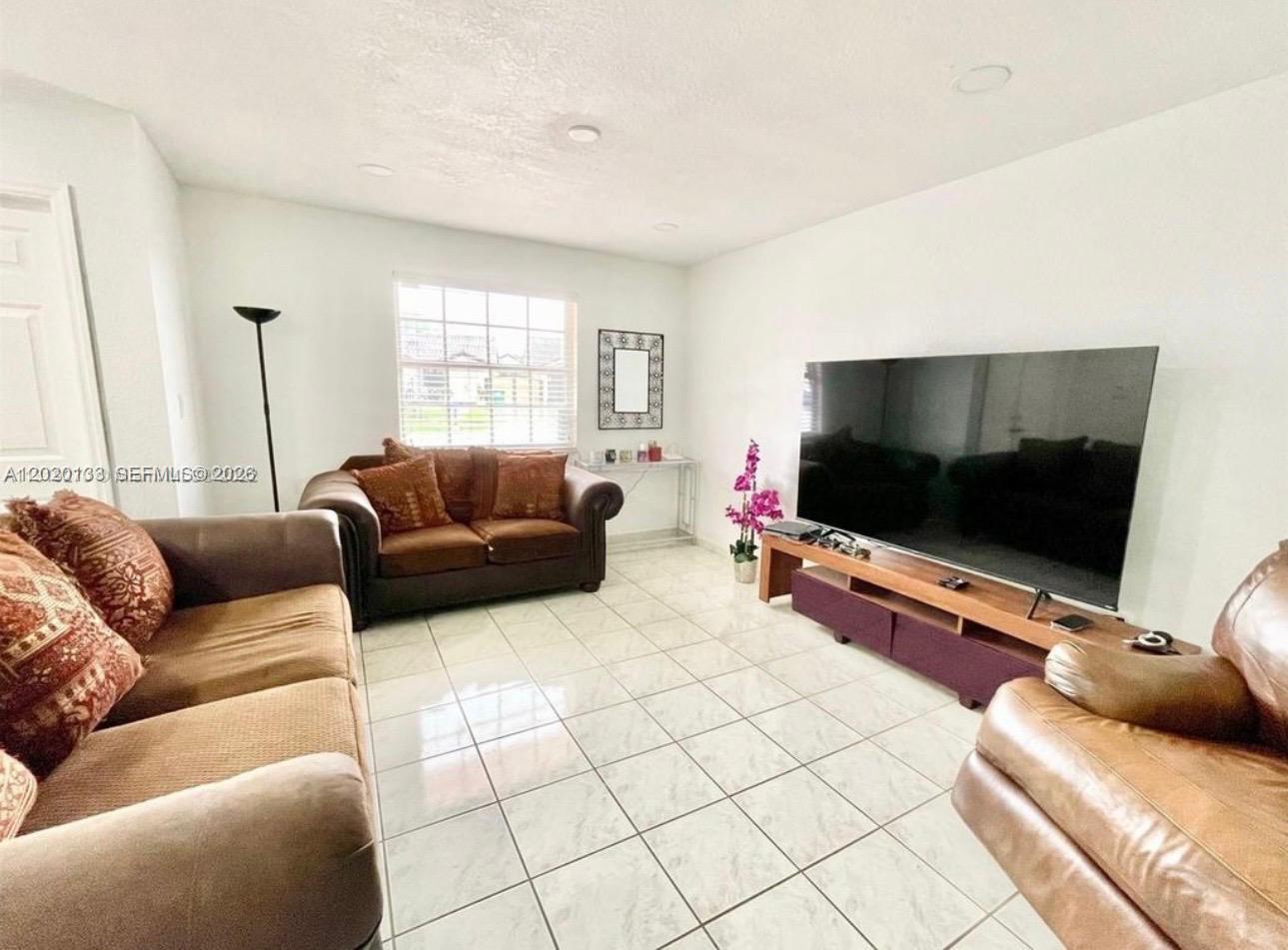 14985 SW 58th St, Miami FL 33193 photo 2