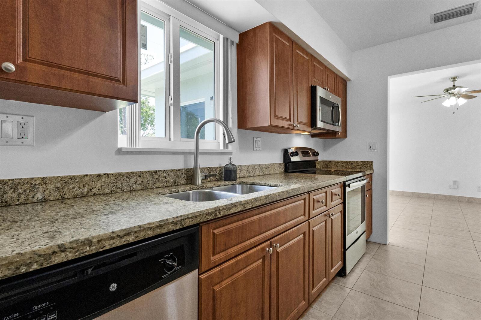 3140 SW 21st Street, Fort Lauderdale FL 33312 photo 5