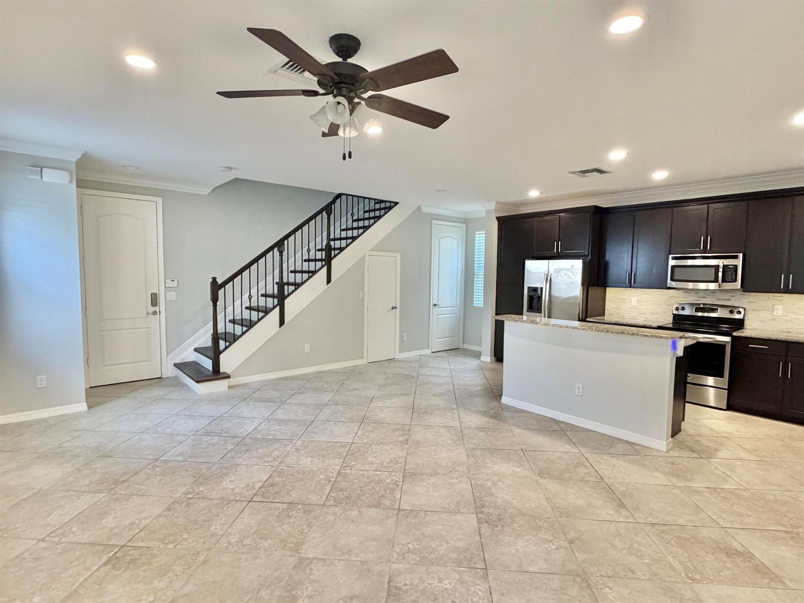 123 N K Street # B, FL 33460 photo 3