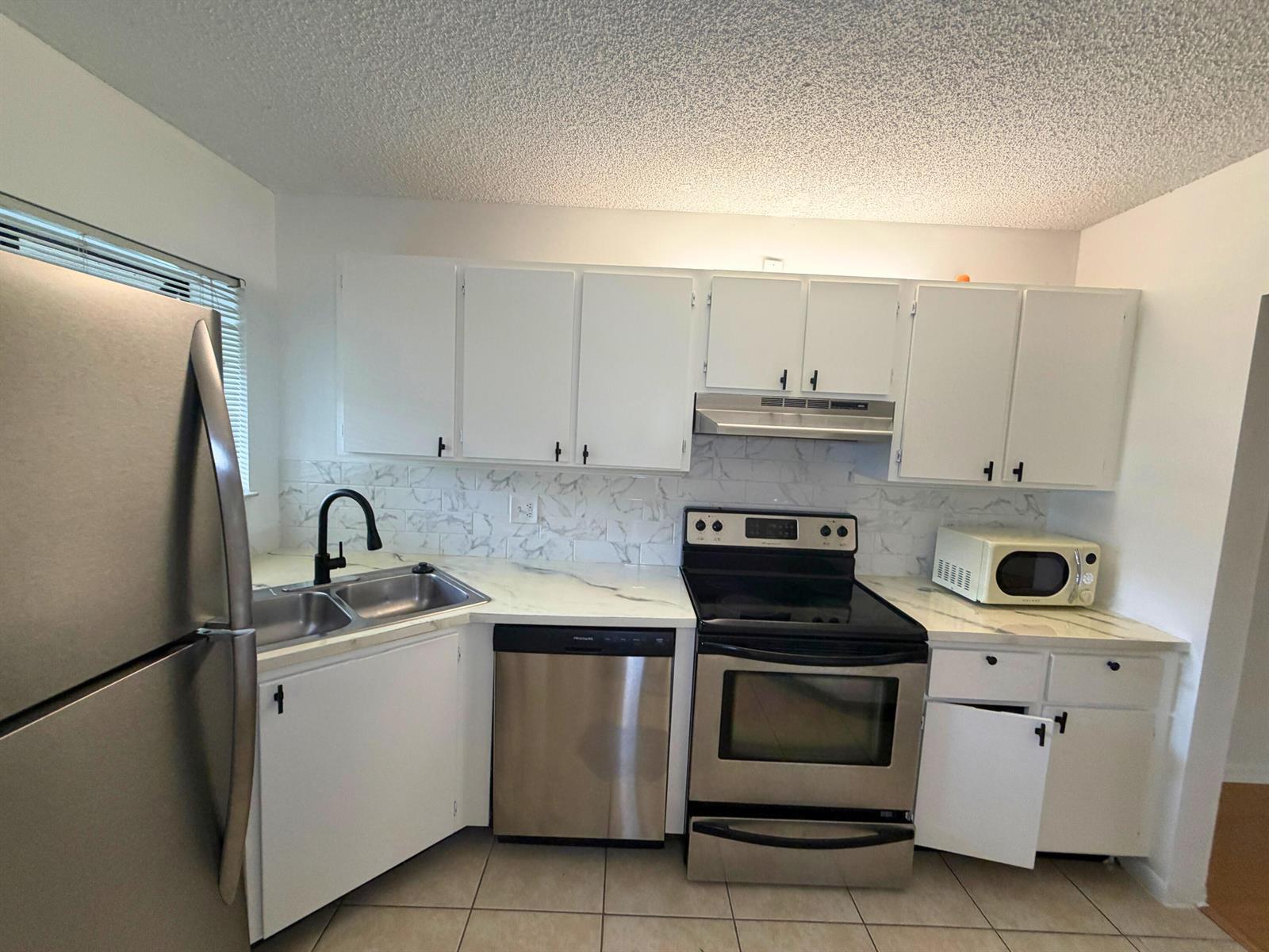 1244 S Military Trail # 724, Deerfield Beach FL 33442 photo 2
