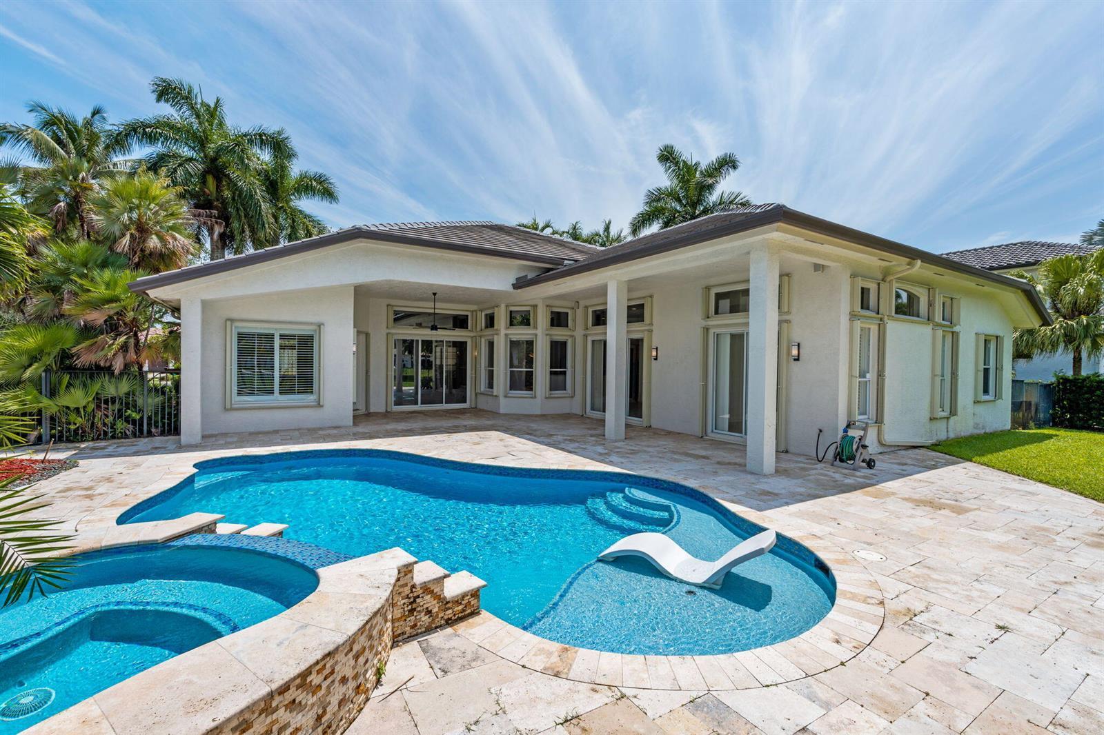 10251 N Lake Vista Circle, Davie FL 33328 photo 4