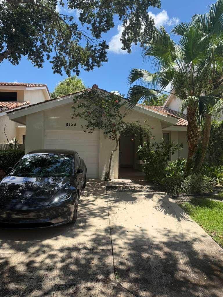 6125 Via Laguna Lane, Boca Raton FL 33433