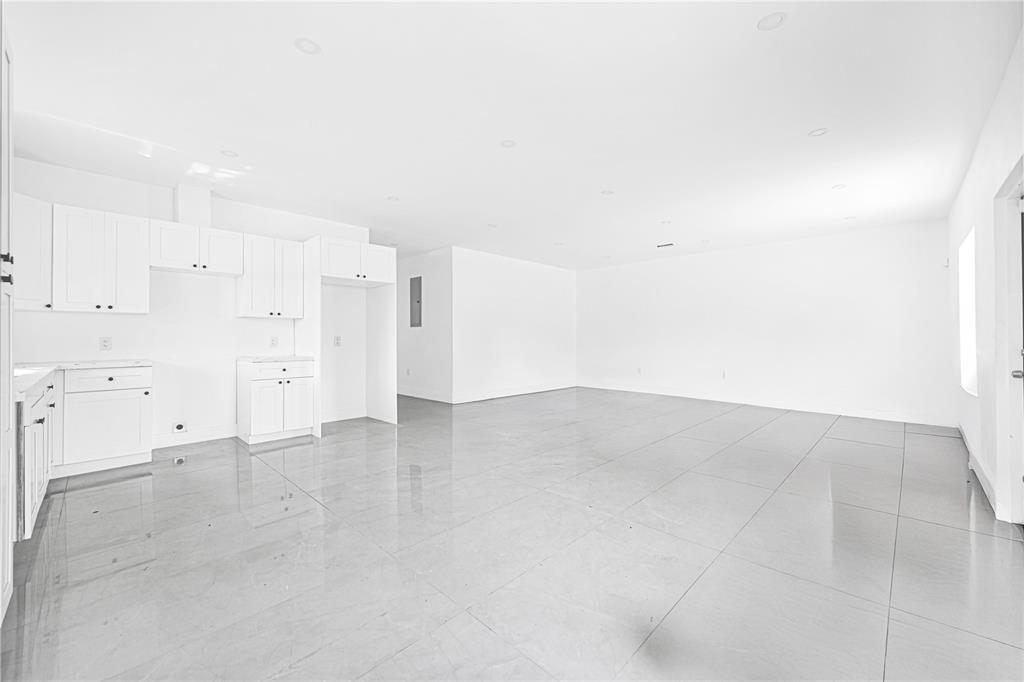 7990 NW 8th Avenue, Miami FL 33150