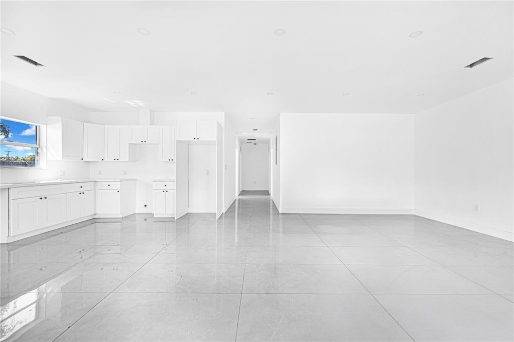 7990 NW 8th Avenue, Miami FL 33150 photo 4