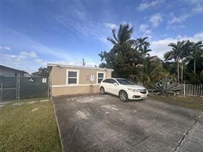 728 SW 6th Street # 1, Dania Beach FL 33004 photo 2