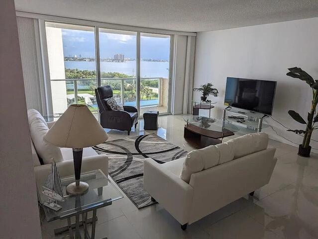 5440 N Ocean Drive # 705, Singer Island FL 33404 photo 4