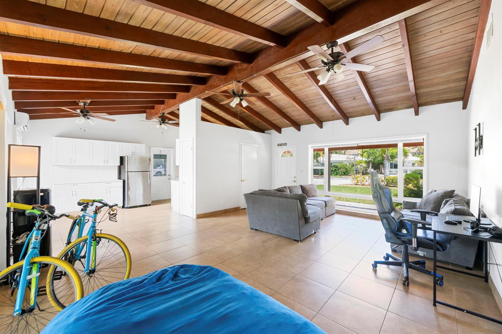 4511 Seagrape Drive, Lauderdale By The Sea FL 33308 photo 3