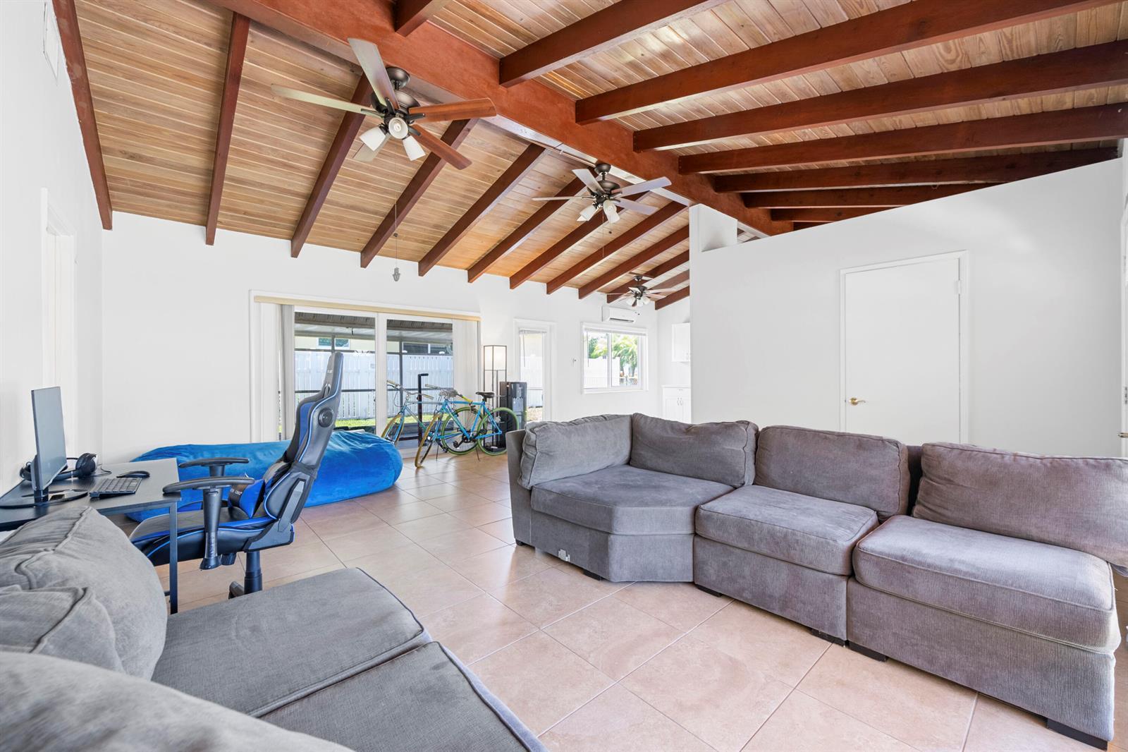 4511 Seagrape Drive, Lauderdale By The Sea FL 33308