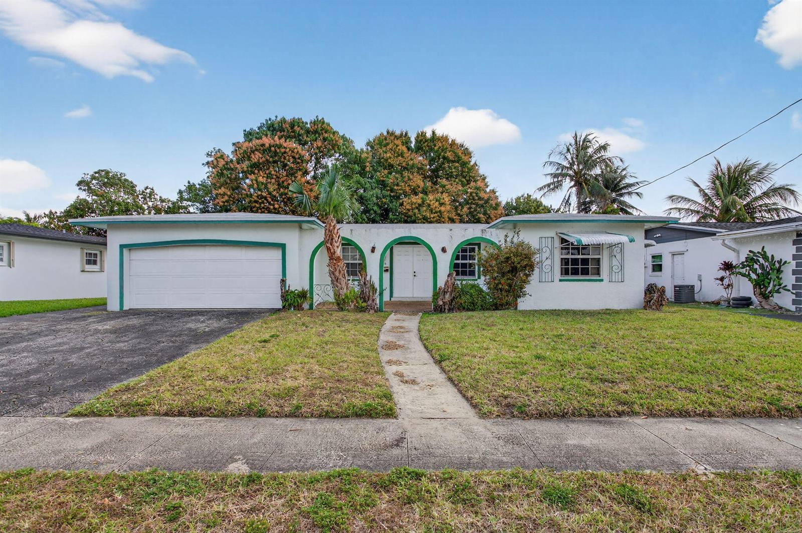 2540 NW 34th Terrace, Lauderdale Lakes FL 33311