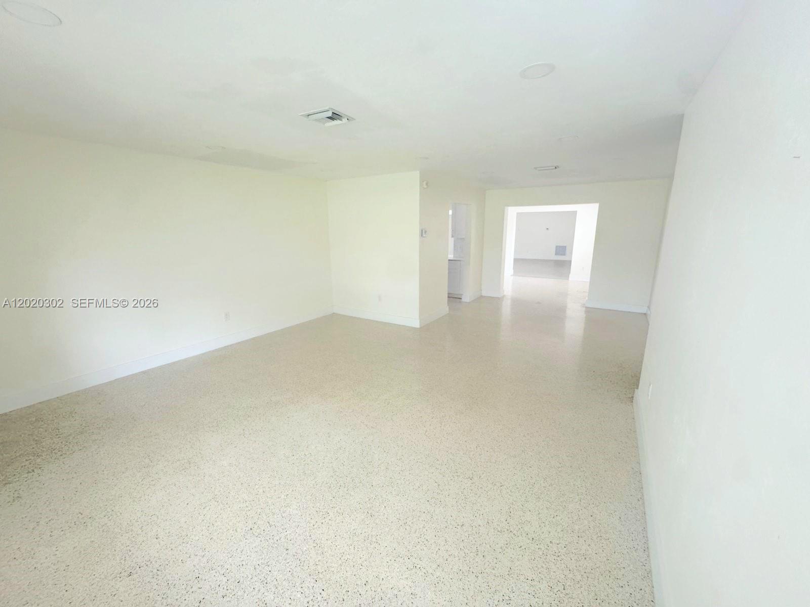 1145 Meadowlark Ave, Miami Springs FL 33166 photo 2