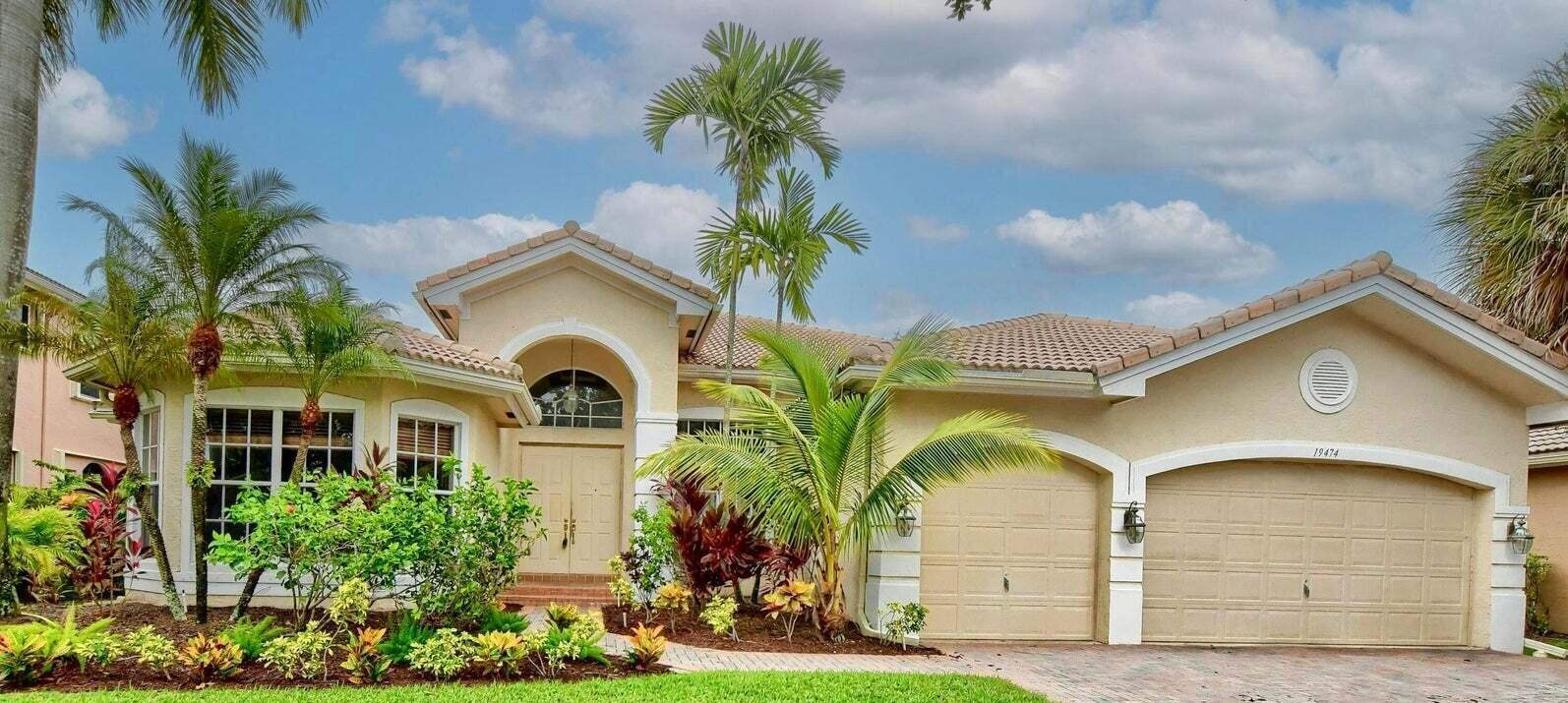19474 Saturnia Lakes Drive, Boca Raton FL 33498