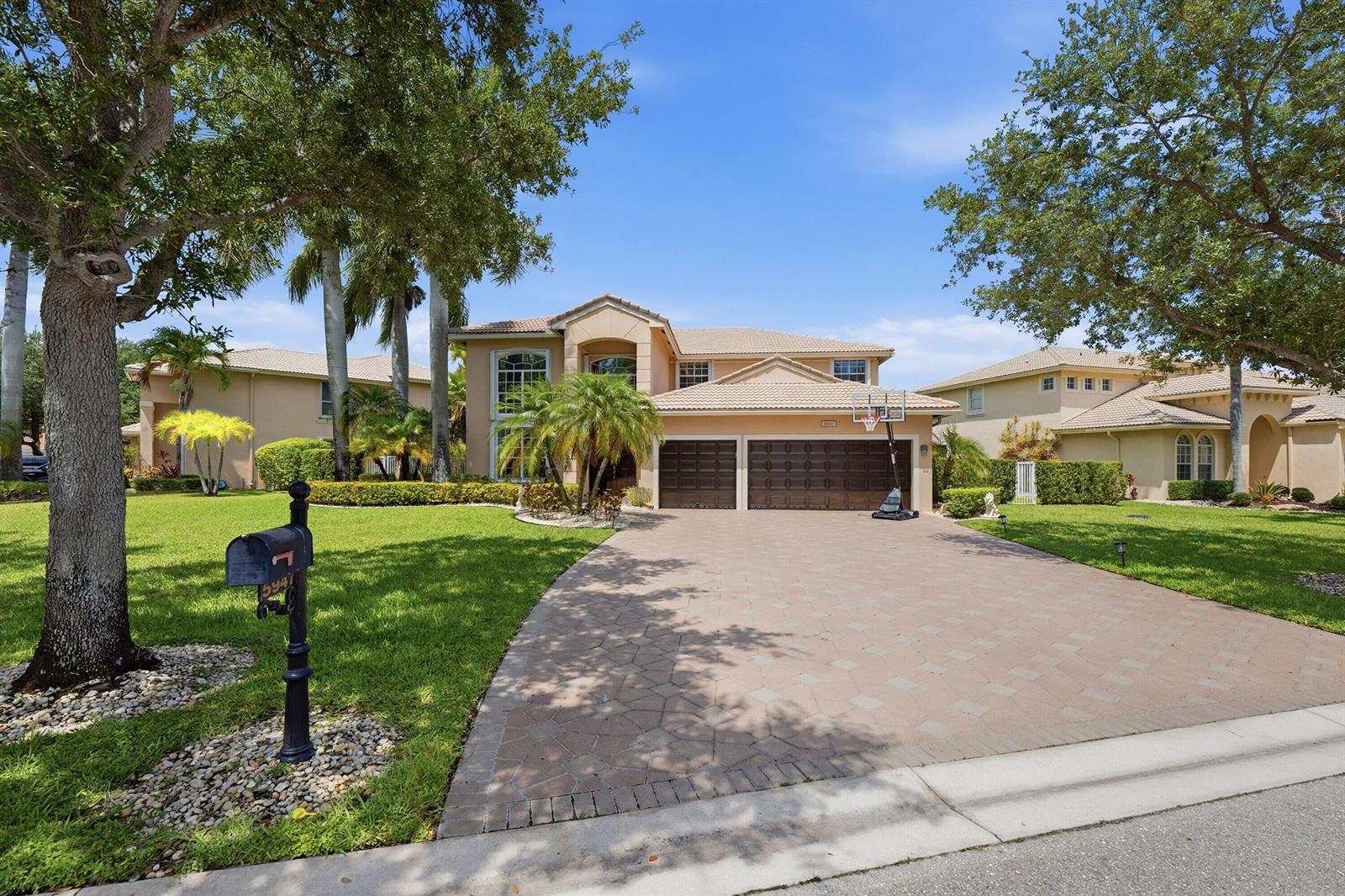 5947 NW 54th Circle, Coral Springs FL 33067
