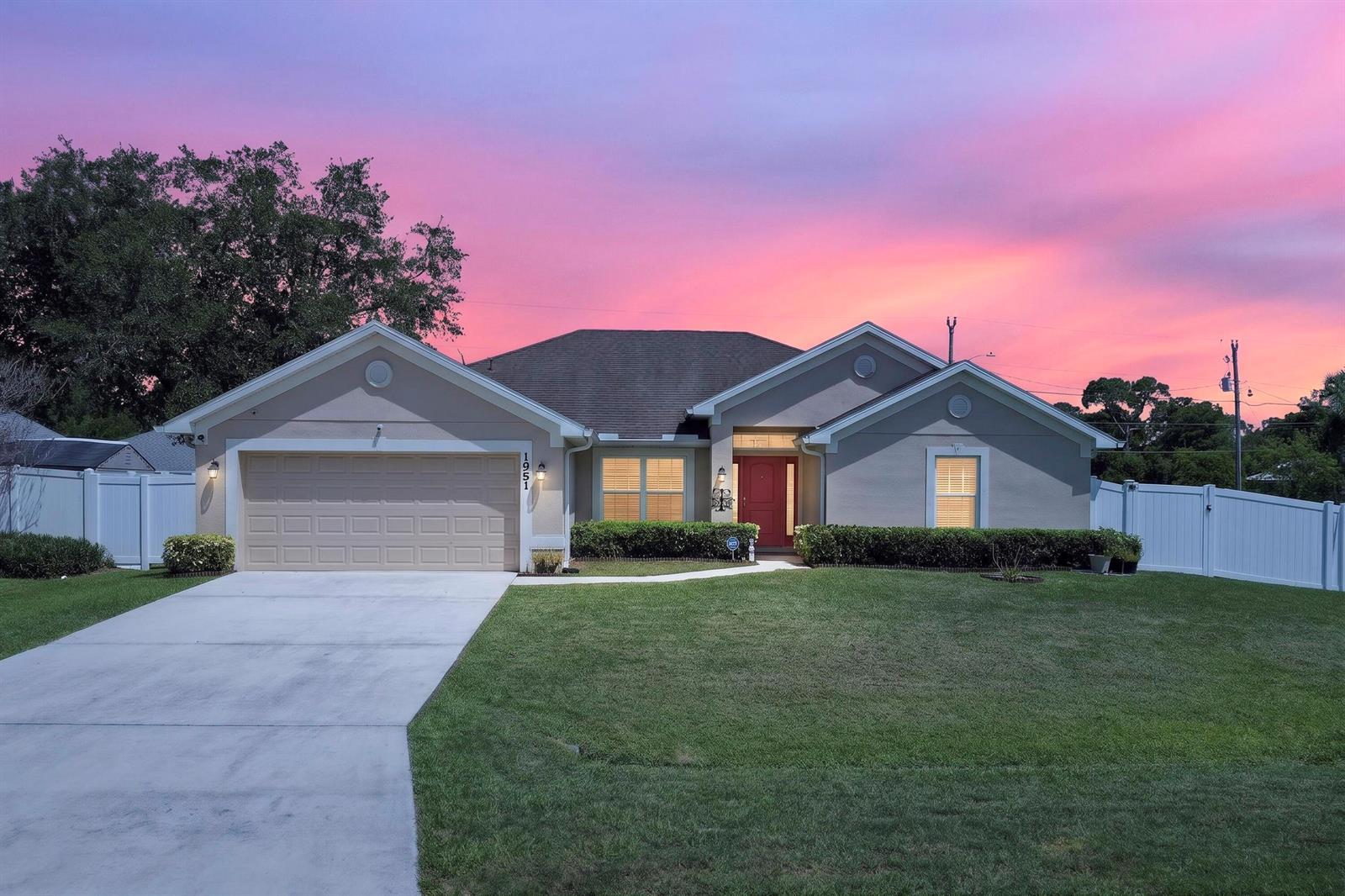 1991 SW Diamond Street, Port St. Lucie FL 34953