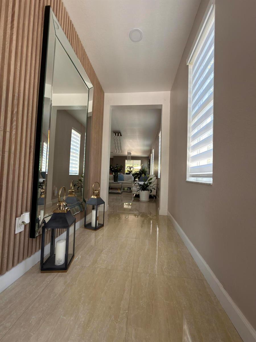 7407 NW 108th Path, Doral FL 33178 photo 4