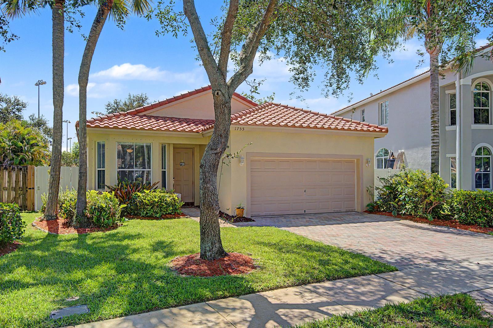 1755 NW 77th Avenue, Pembroke Pines FL 33024