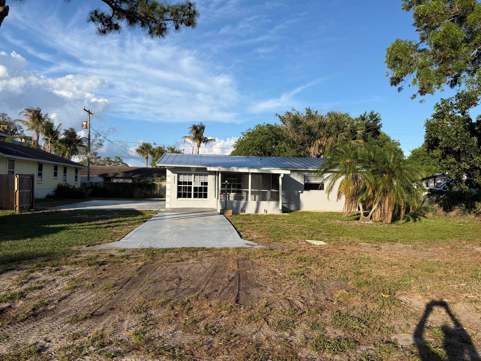 3277 SE Birch Avenue, Stuart FL 34997 photo 2
