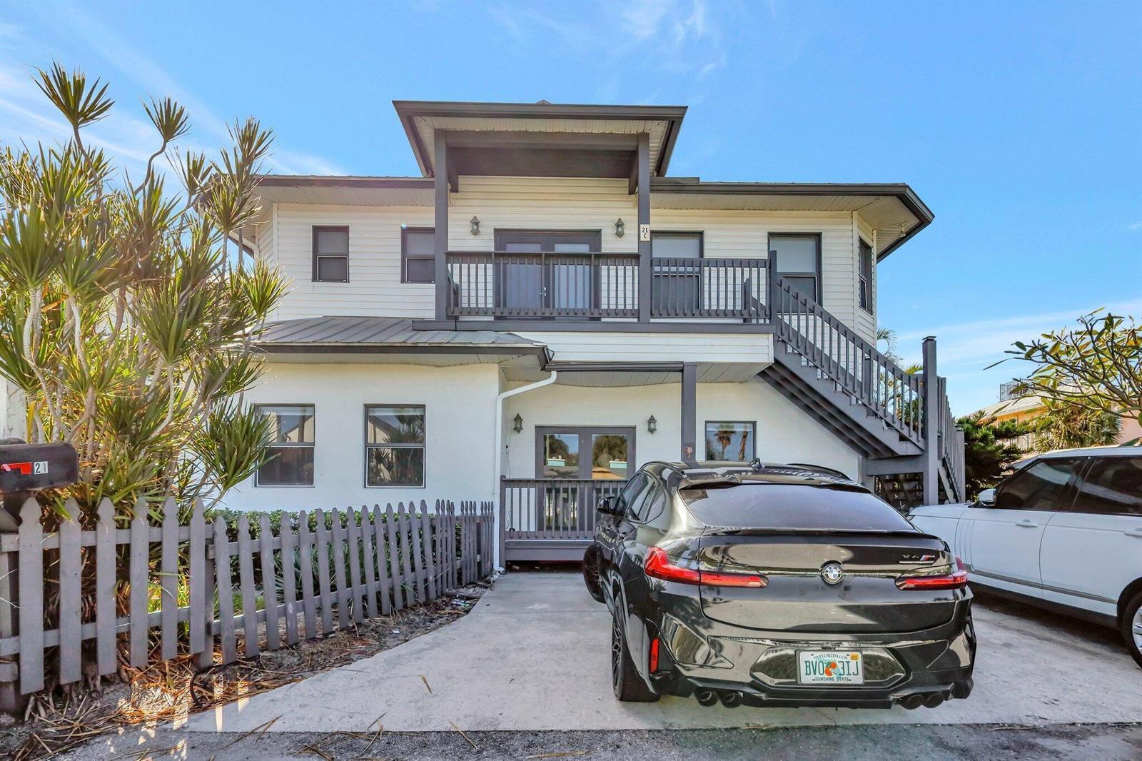 21 Oceanview Drive # C, Ocean Ridge FL 33435