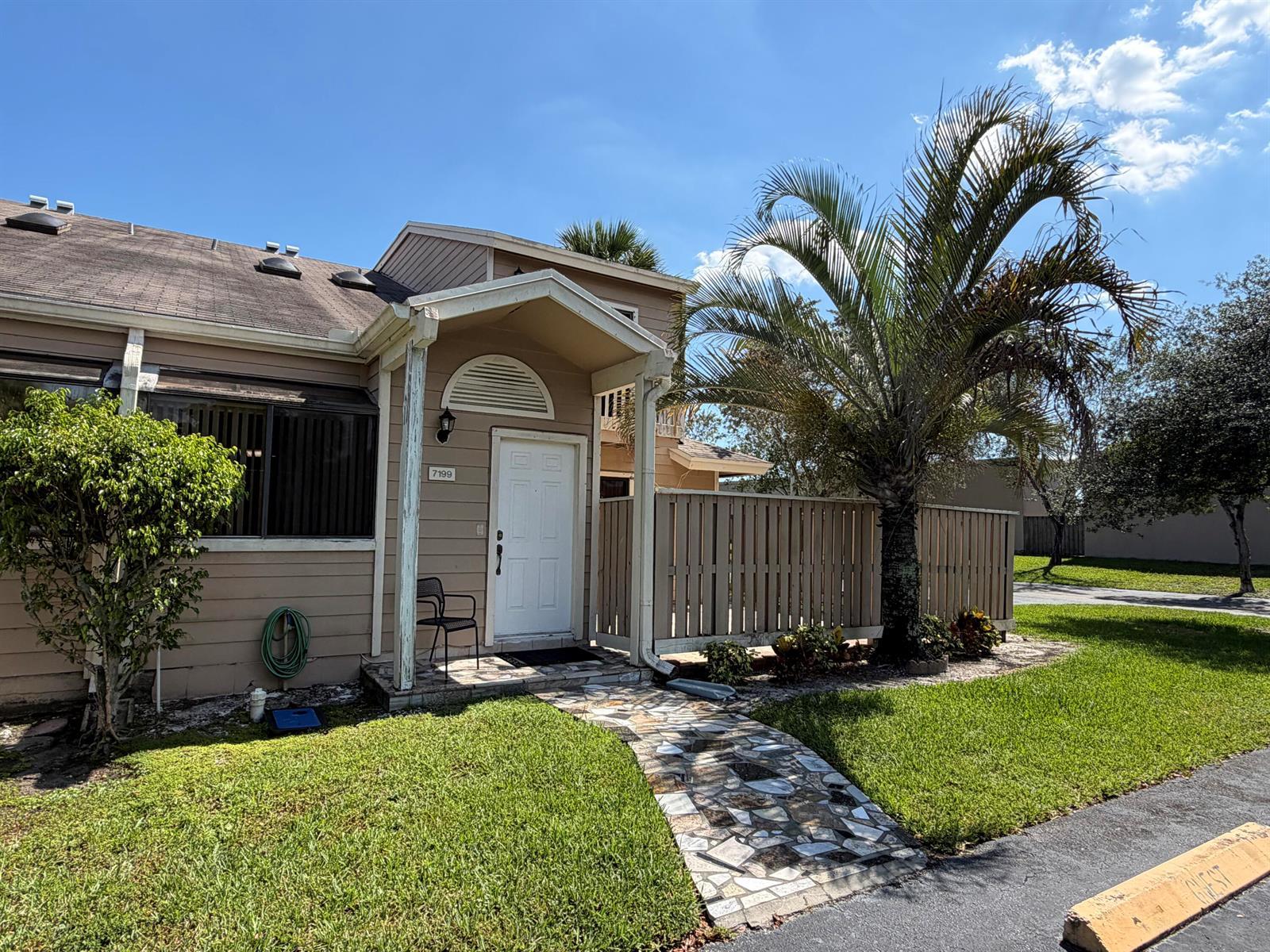 7199 Sportsmans Drive, North Lauderdale FL 33068 photo 3