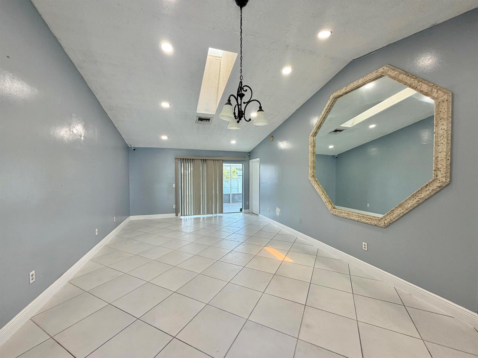 5072 Arbor Glen Circle, Lake Worth FL 33463 photo 3