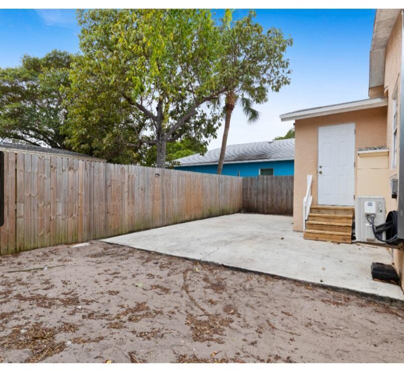 534 21st Street # B, West Palm Beach FL 33407