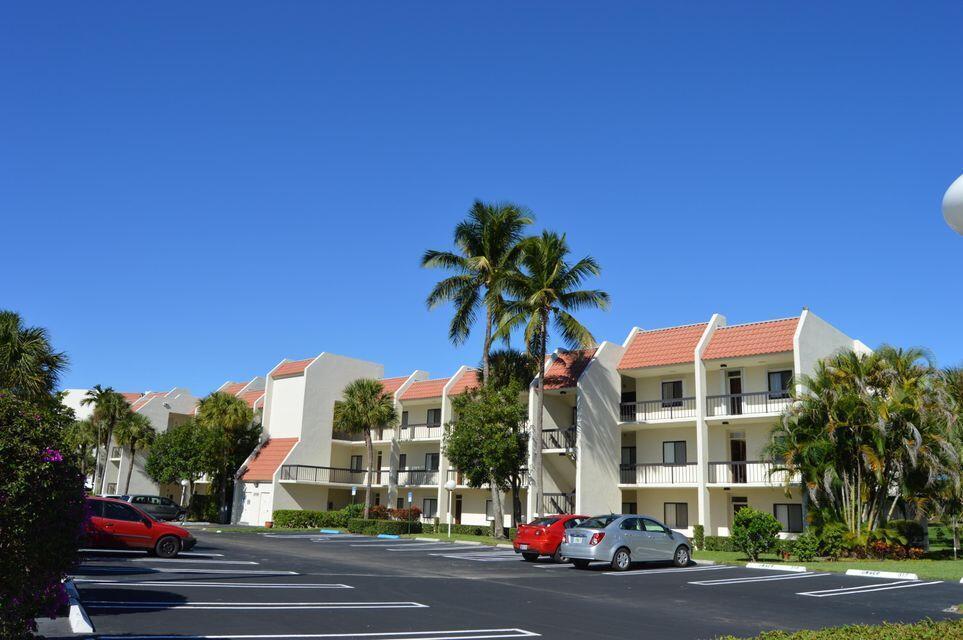 3050 Presidential Way # 205, West Palm Beach FL 33401 photo 2