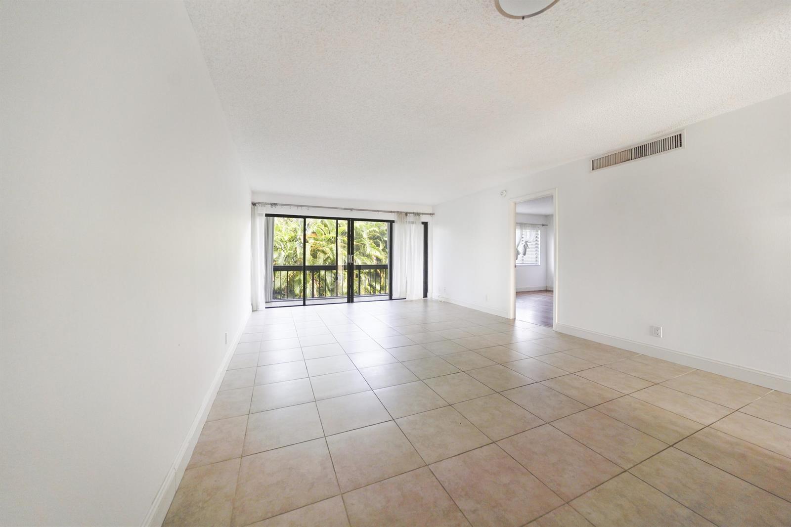 3050 Presidential Way # 205, West Palm Beach FL 33401 photo 3