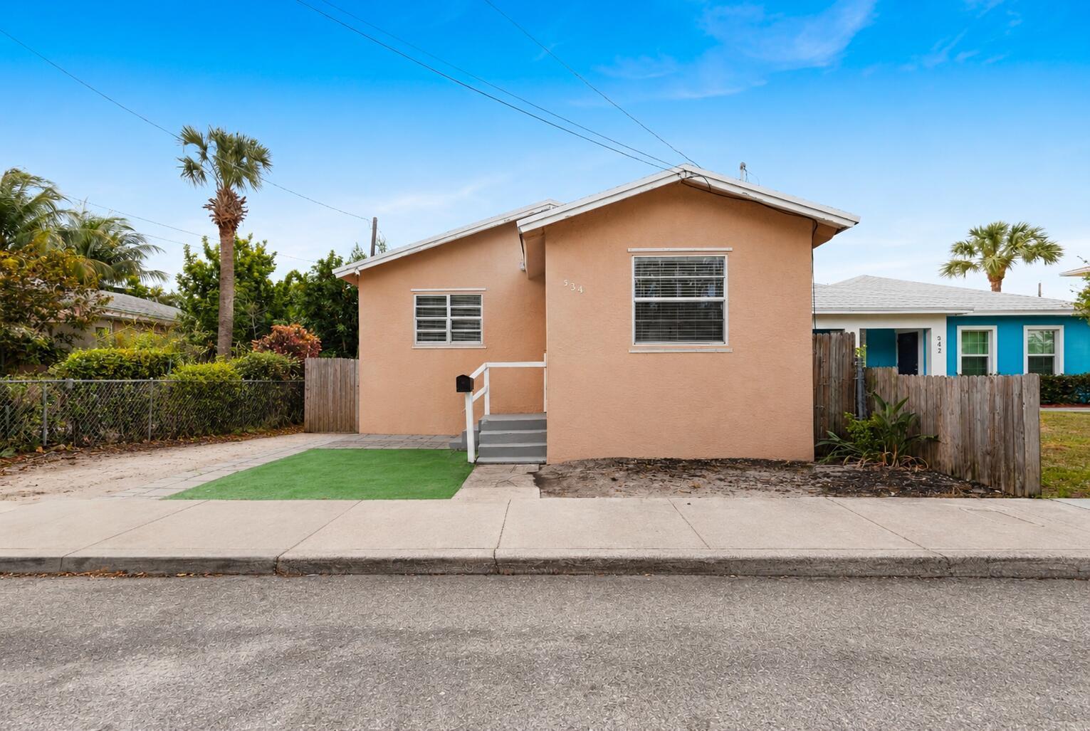 534 21st Street # A, West Palm Beach FL 33407