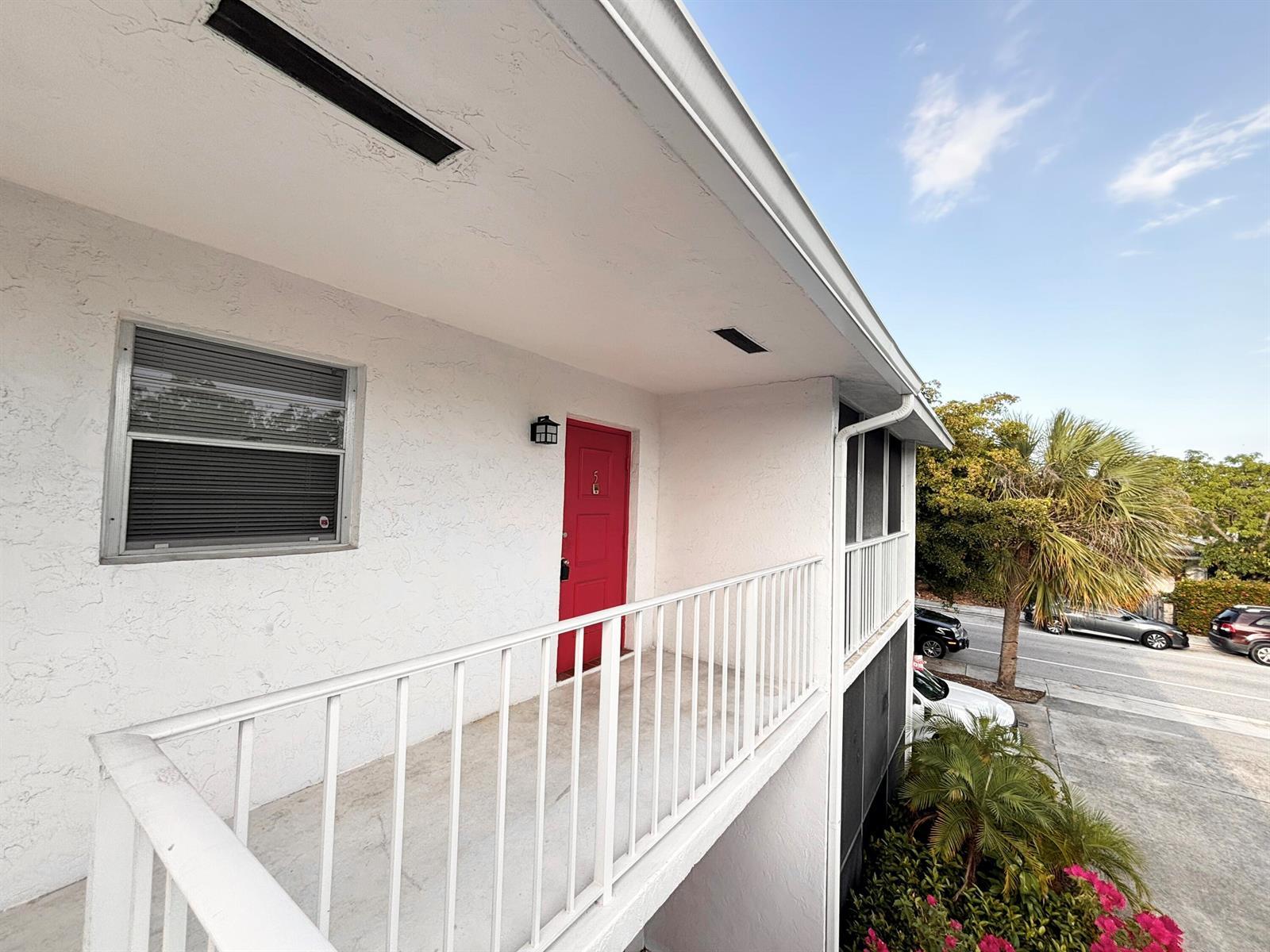531 N J Street # 5, FL 33460 photo 2
