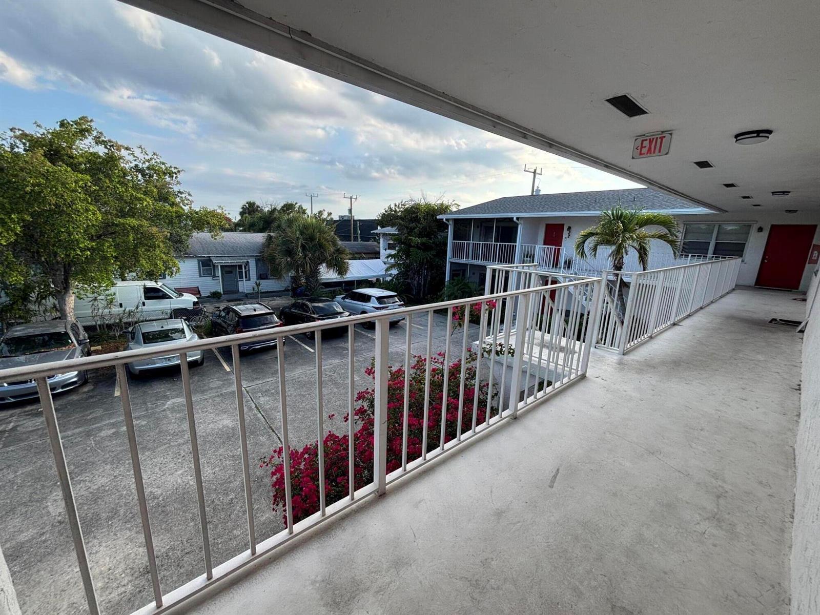 531 N J Street # 5, FL 33460 photo 3