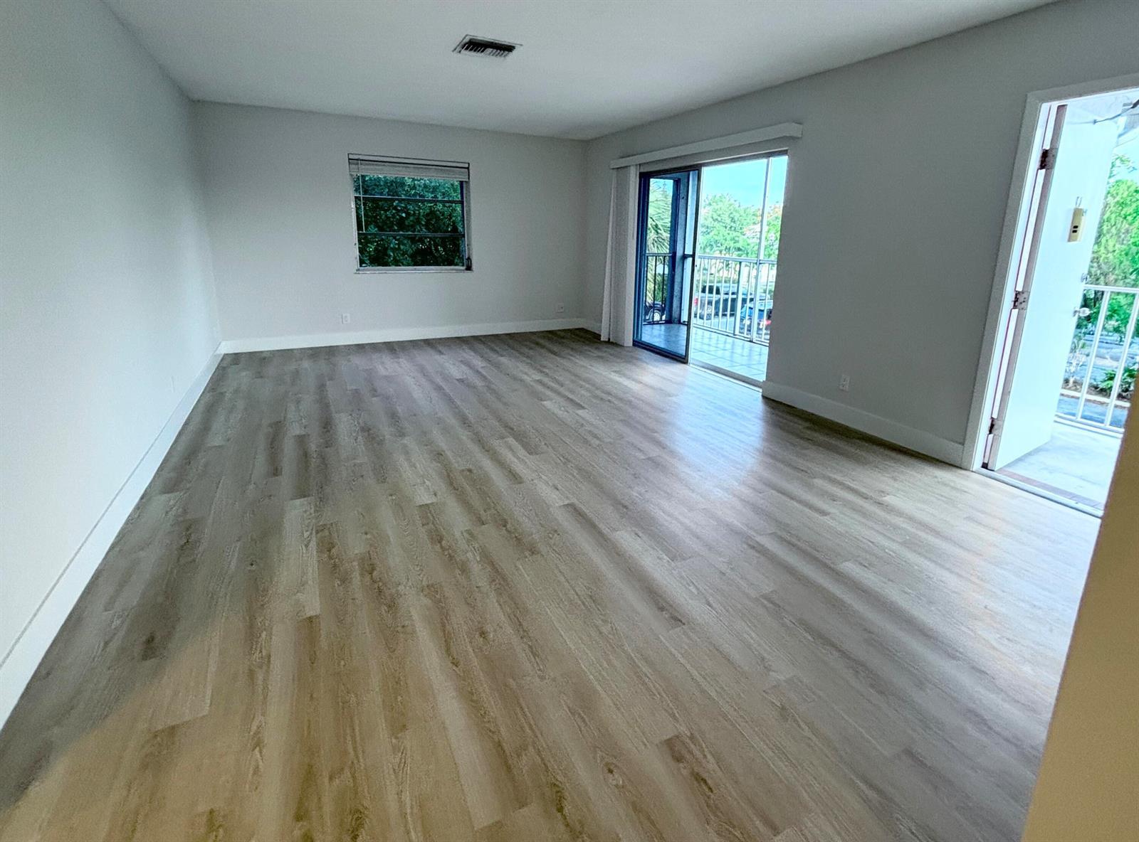 531 N J Street # 5, FL 33460 photo 4
