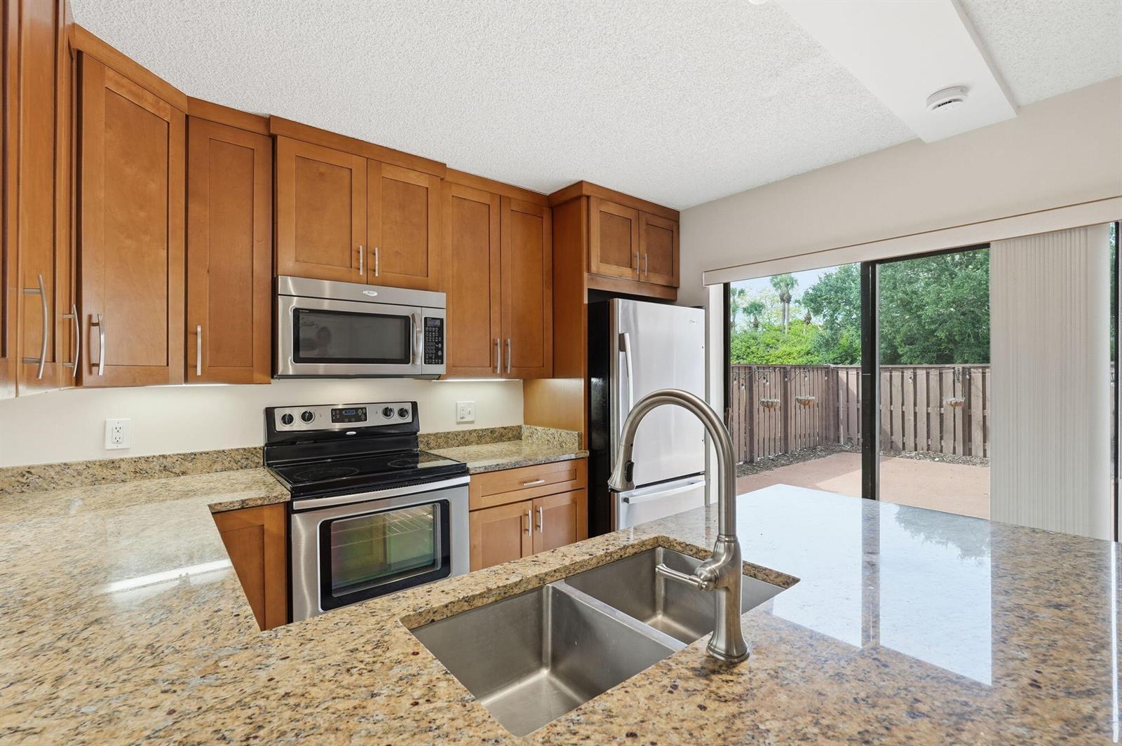 2904 SW Sunset Trace Circle, Palm City FL 34990 photo 5