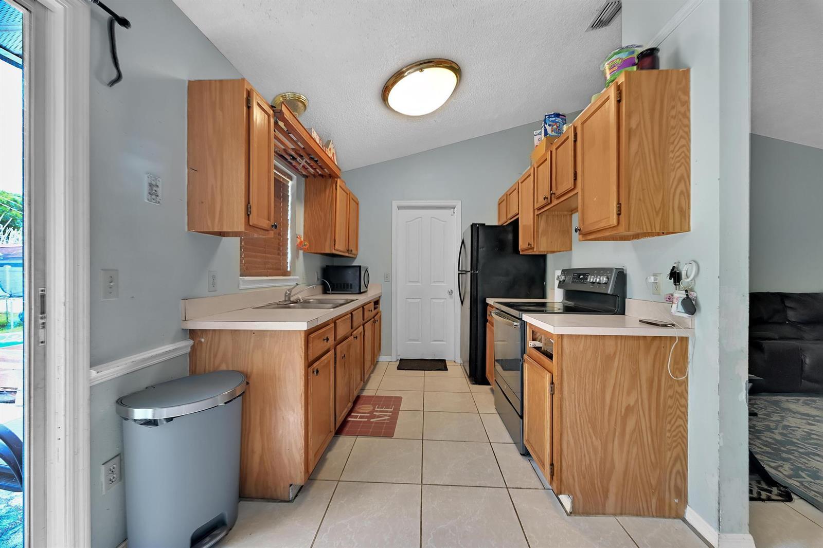 6504 Student Way, Fort Pierce FL 34951 photo 4