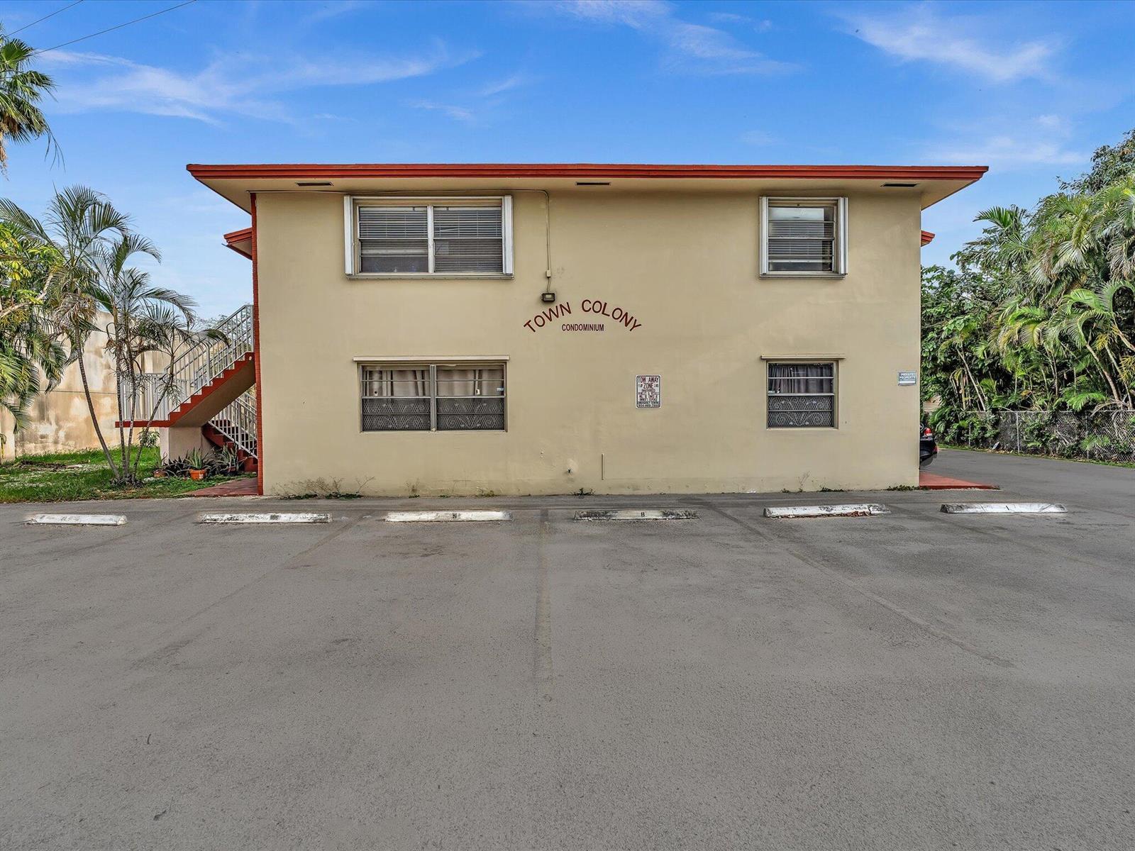 2915 Plunkett Street # 5d, Hollywood FL 33020 photo 2