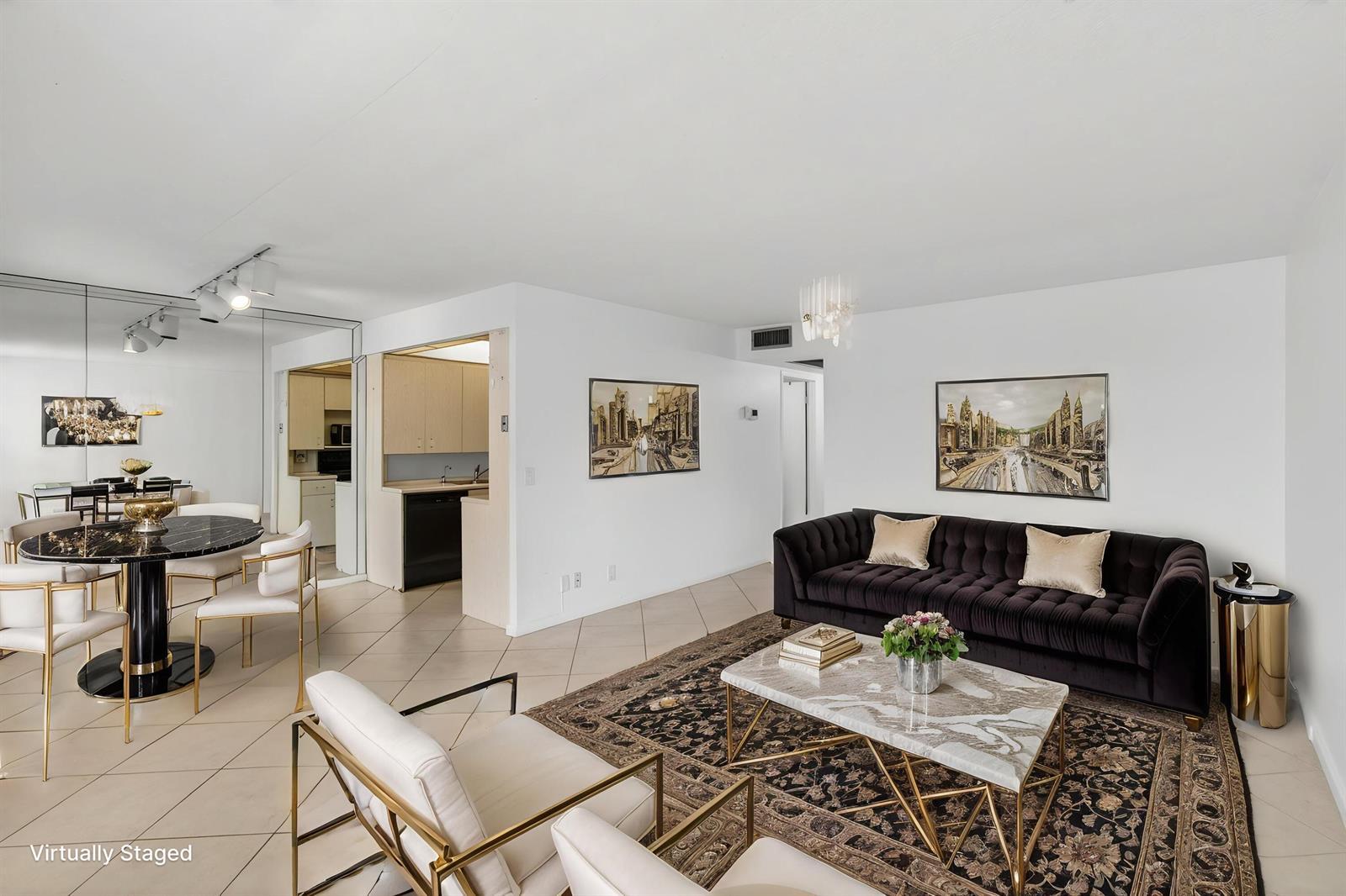 2027 Exeter B, Boca Raton FL 33434