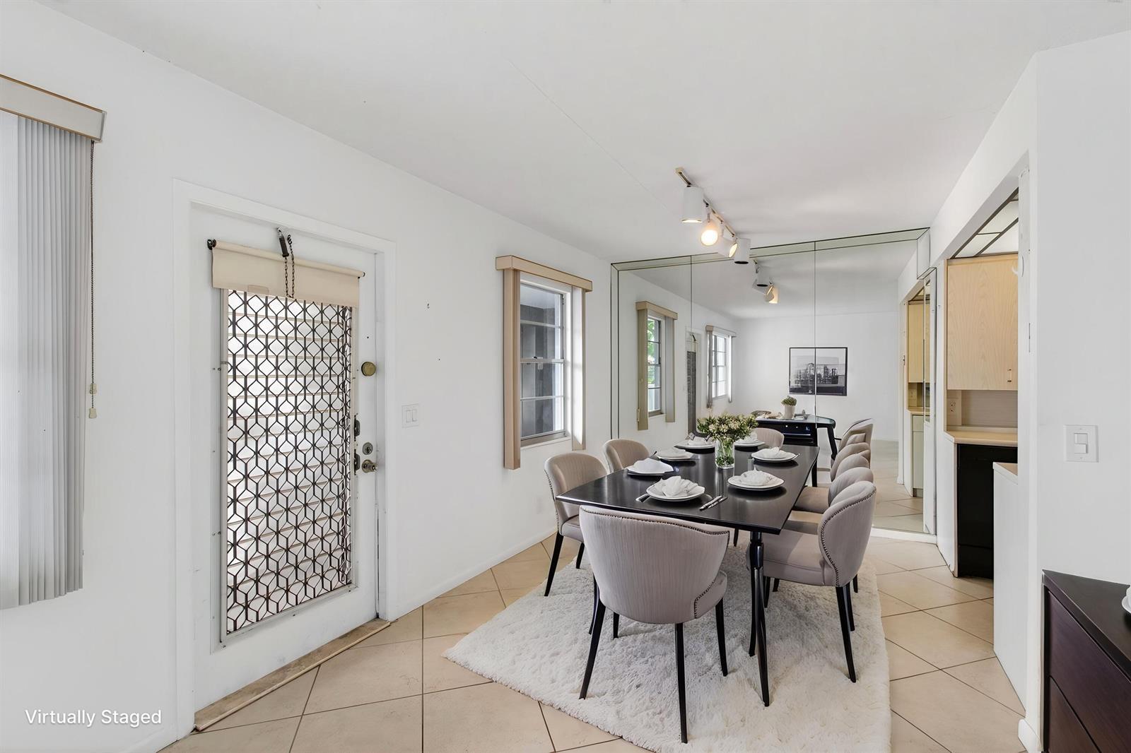 2027 Exeter B, Boca Raton FL 33434 photo 5