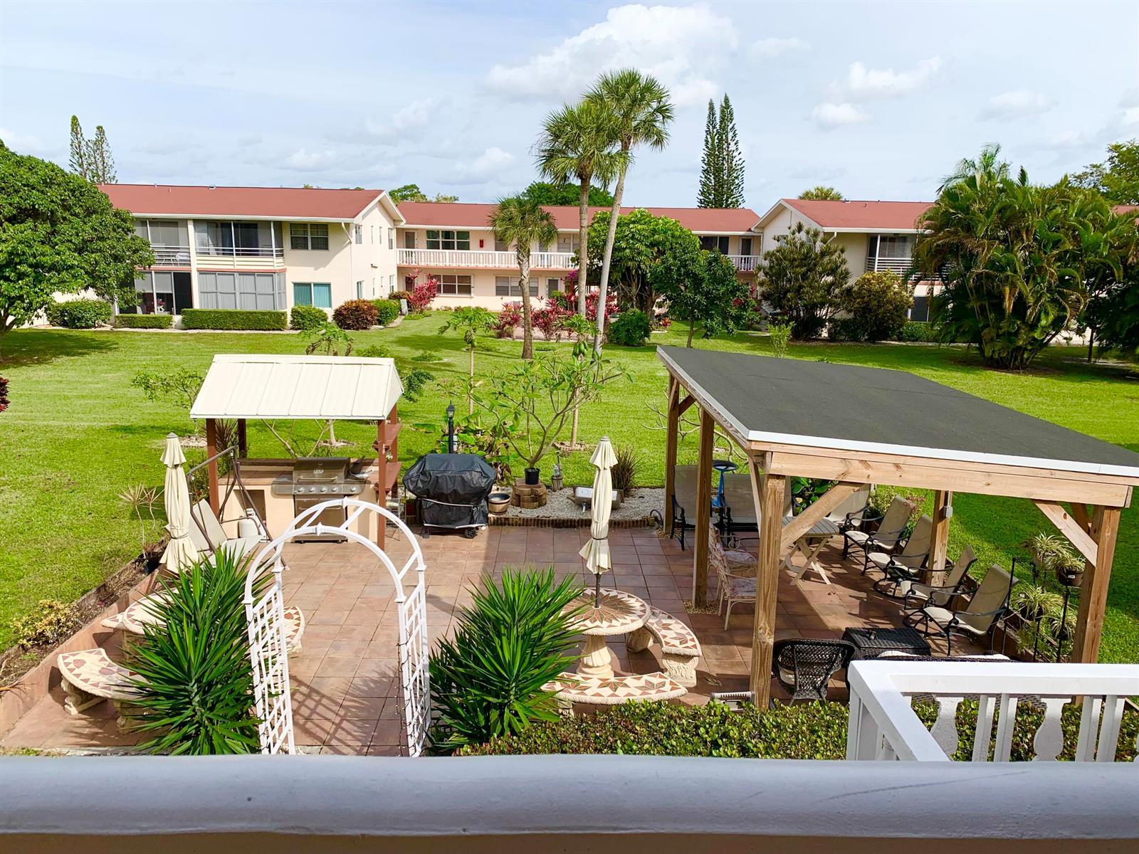 66 Coventry C, West Palm Beach FL 33417 photo 2