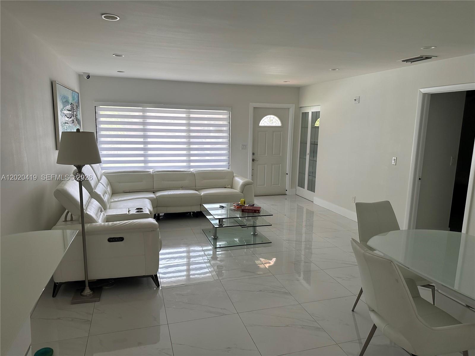 14944 SW 88th Ter, Miami FL 33196 photo 2