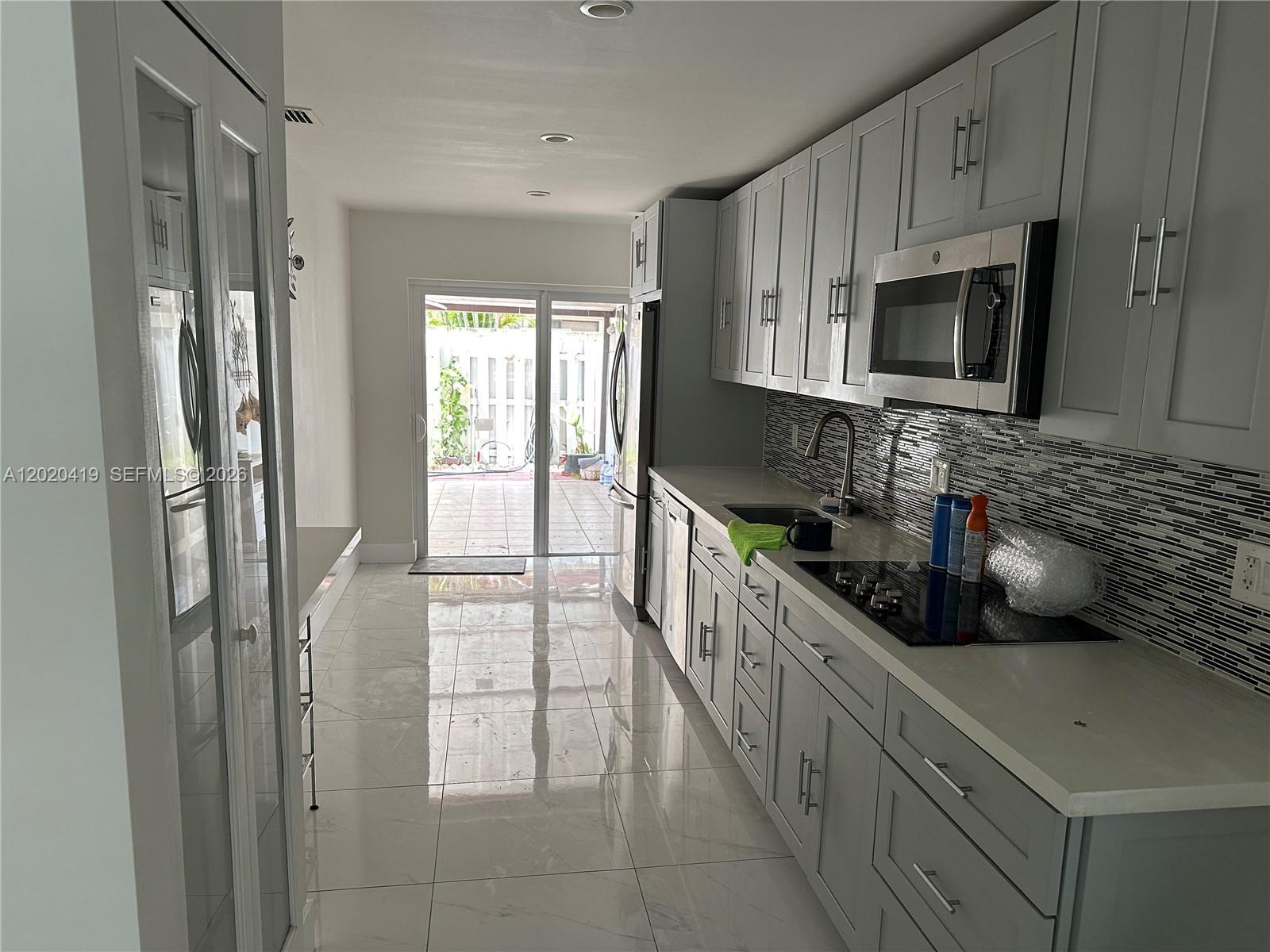 14944 SW 88th Ter, Miami FL 33196 photo 5