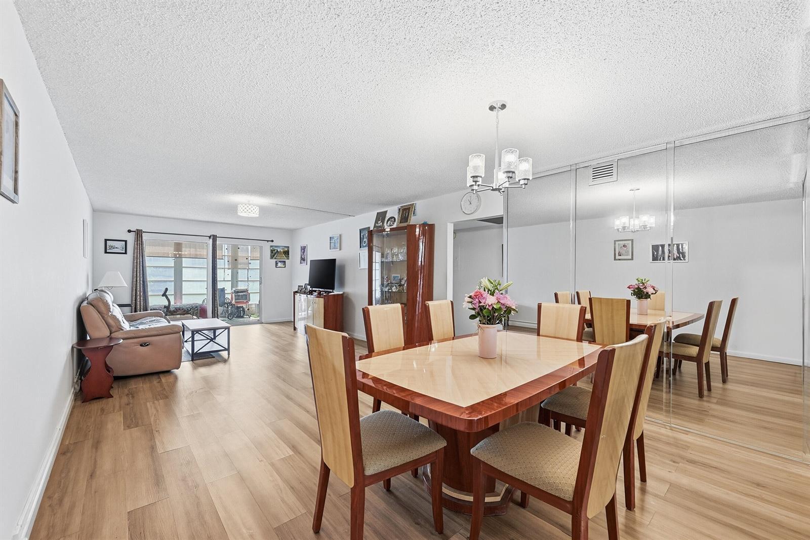 3005 Portofino Isle # M2, Coconut Creek FL 33066 photo 5
