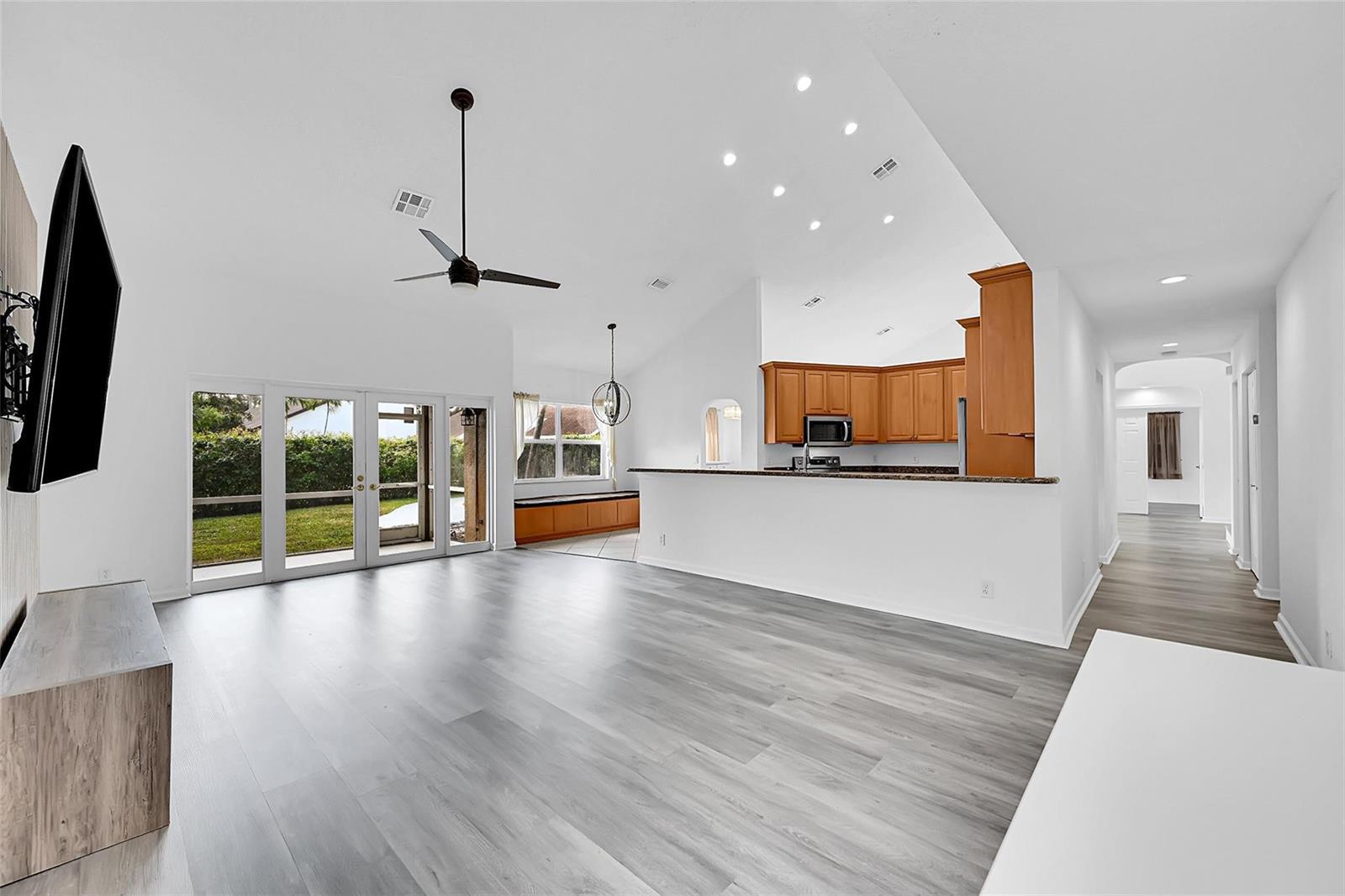 4414 NW 52nd Street, Coconut Creek FL 33073 photo 3