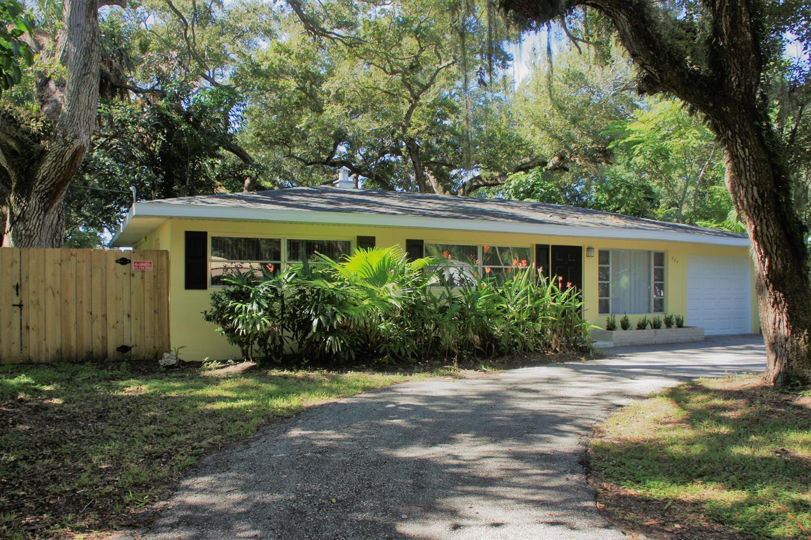 635 18th Place, Vero Beach FL 32960 photo 3