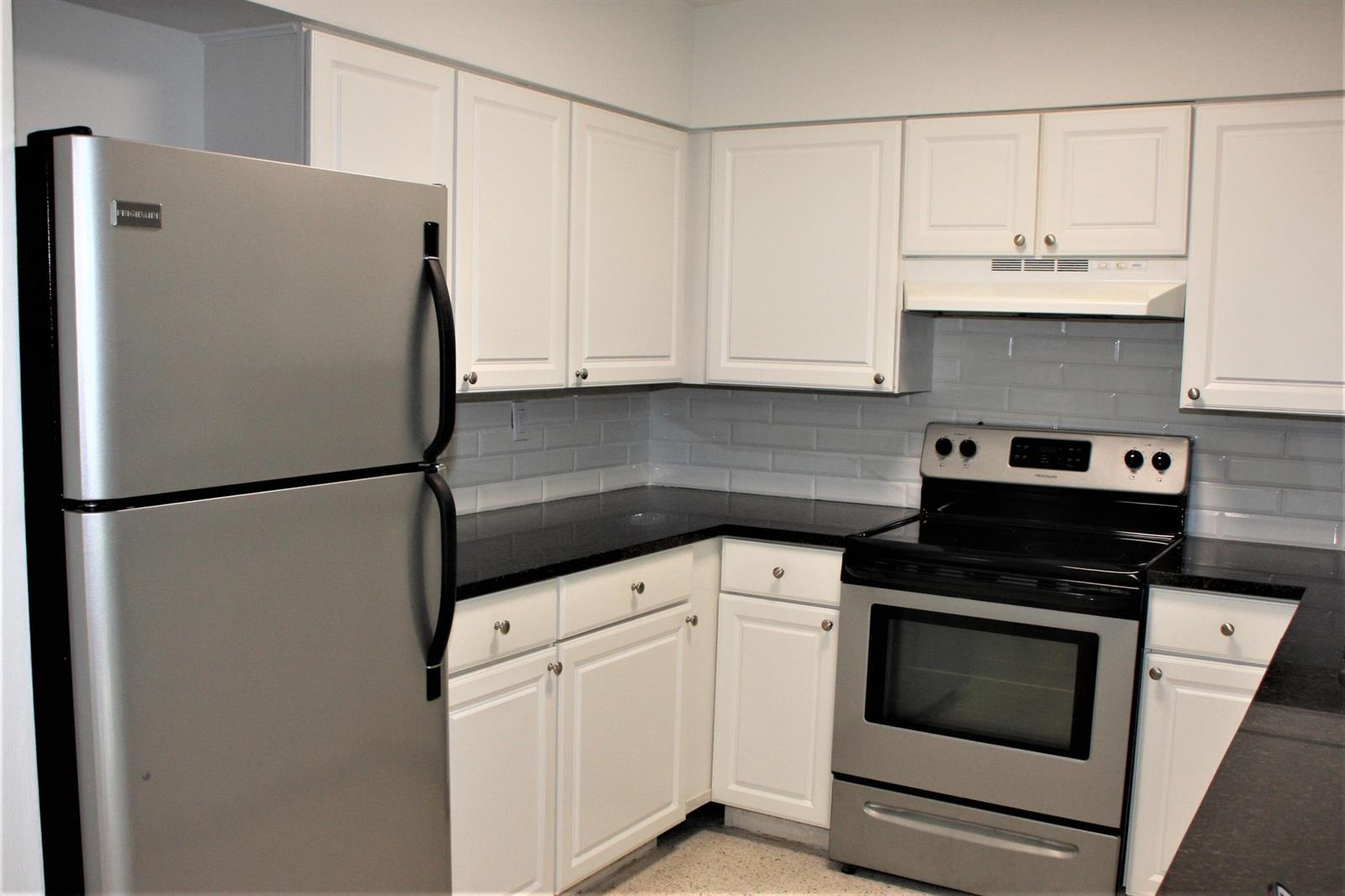 635 18th Place, Vero Beach FL 32960 photo 4