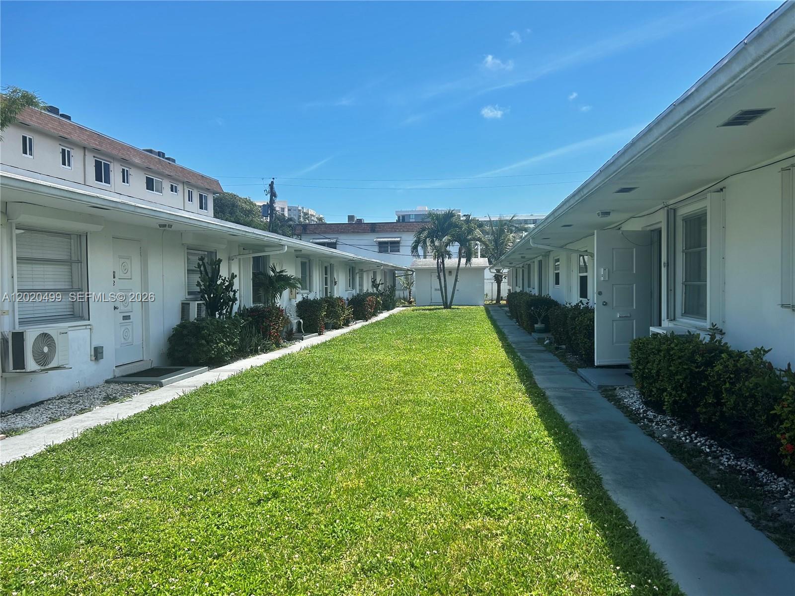 2222 Taylor St # 11, Hollywood FL 33020