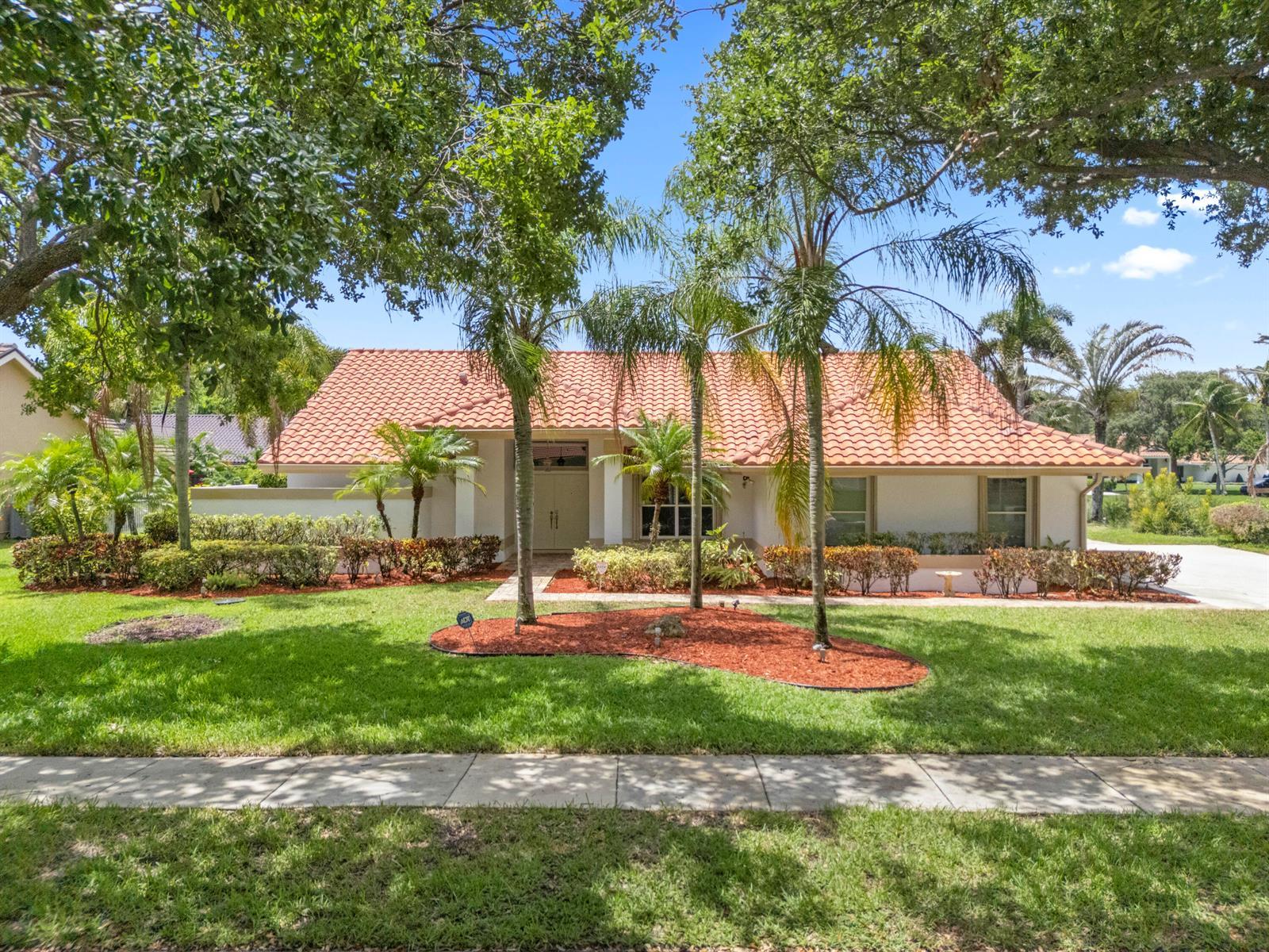 2934 San Remo Way, Delray Beach FL 33445