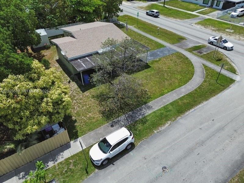 5761 SW 41st St, West Park FL 33023 photo 2